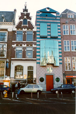 Houses on the Rokin Boulevard
