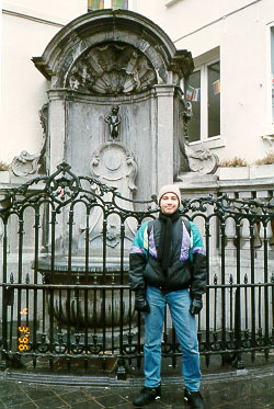 Brussels, Manniken Pis Statuette