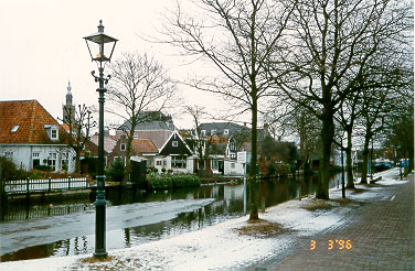 Yet frozen channel in Edam