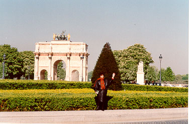 The gate of Carrusel, View to Tuilleri Gardens