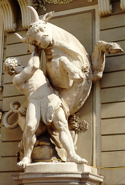 The Bull statue in the Hofburg complex
