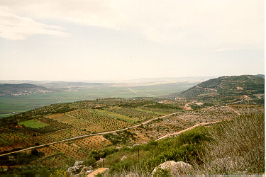 The neighbouring hill from Hararit